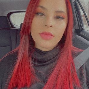 Meet your Posher, Isabel